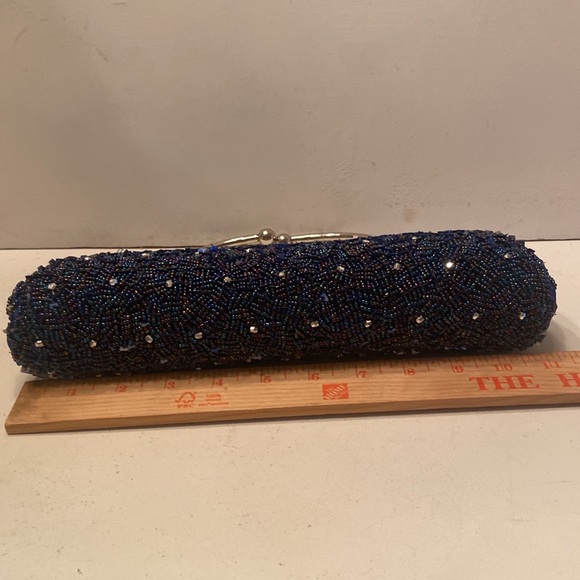 Shades of blue silvertone detail beaded sparkle evening bag crossbody chain - Picture 10 of 16